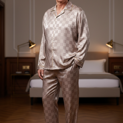 Herren Pyjama große Größen - Rosé-beige kariert im Satin - Ansicht 1