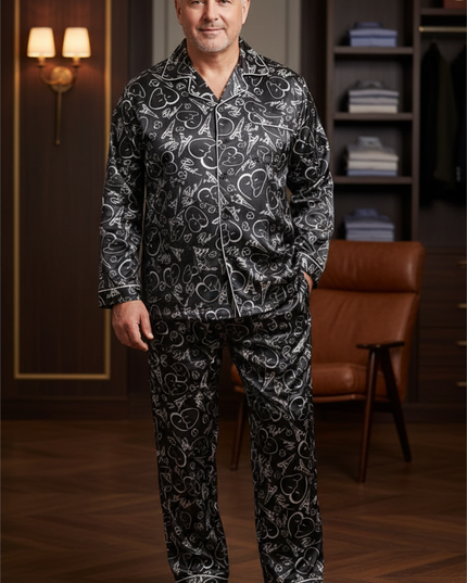 Herren Schlafanzug XXXL: schwarzer Satin mit Herz-Ornament - Ansicht 1